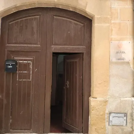 Hostal Ca La Jepa *